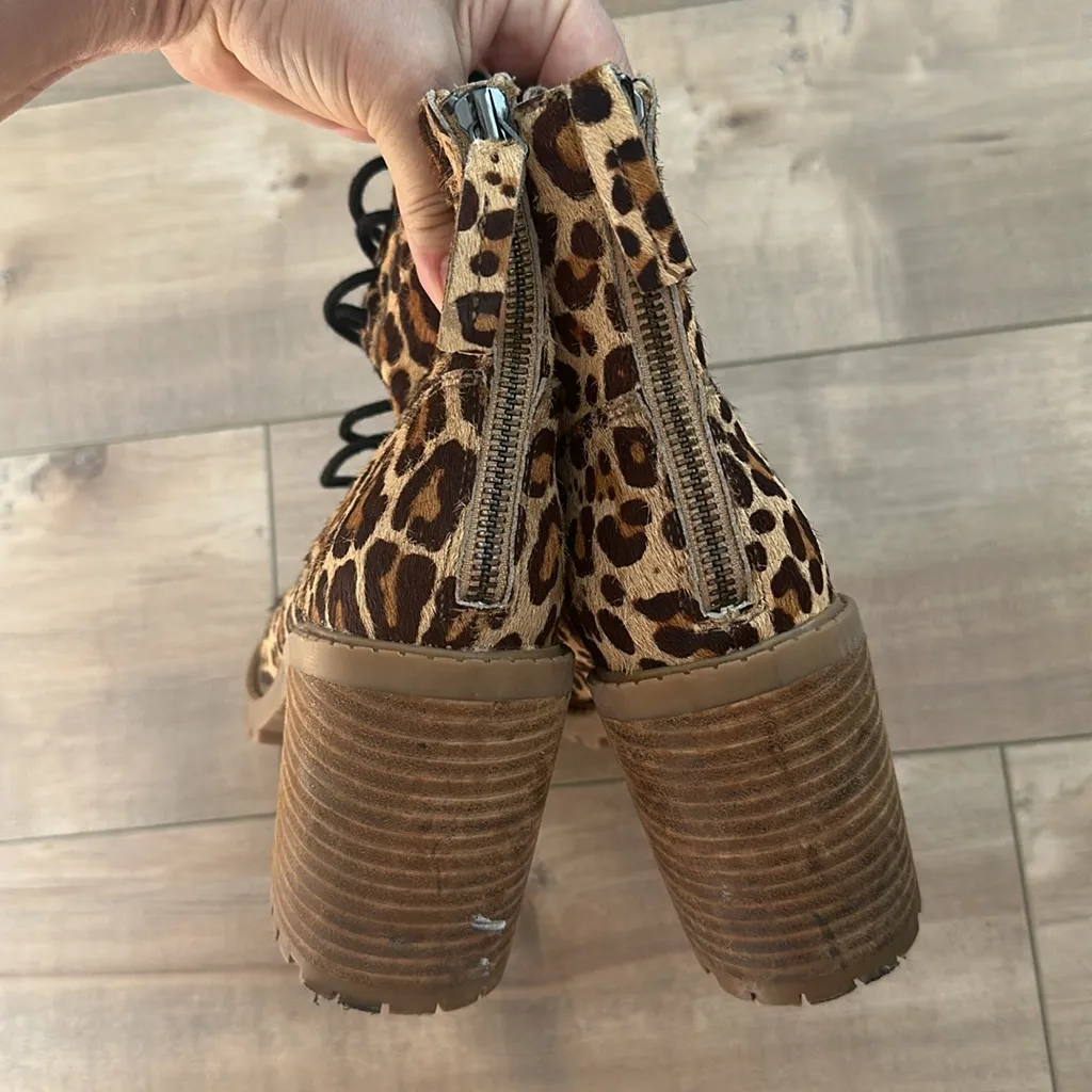 Dolce Vita Women's Leopard Animal Print Lace Up Norma Boots Sz 7.5 Tan - Image 7