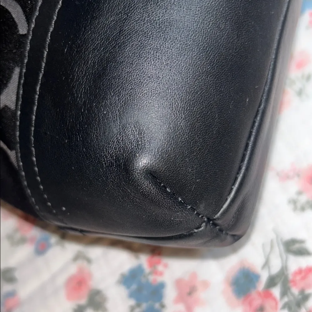 Vintage Coach Sateen Monogram and Leather/Silver Chain  Shoulder/Crossbody Bag - Image 9