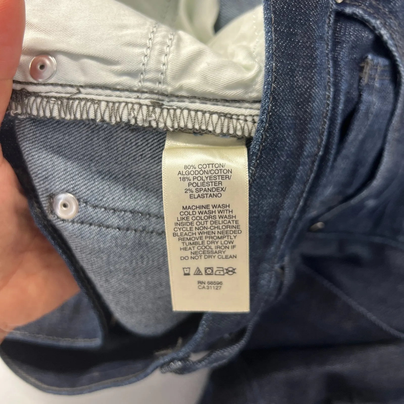 DKNY Skinny Leg Jeans Womens 6 Blue Whiskering Denim Cotton Dark Wash Mid Rise - Image 8