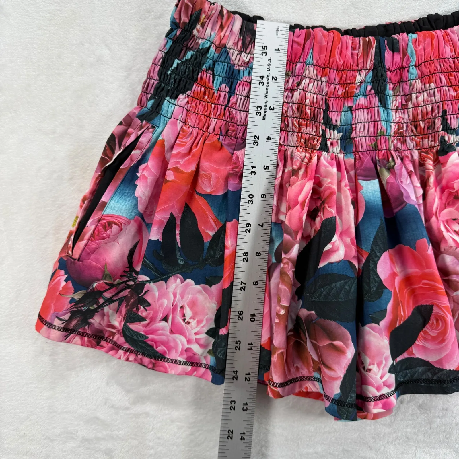 Lululemon Hot Hitter Skort‎ Secret Garden Hot Pink Roses Floral Smocked Waist 2 - Image 3