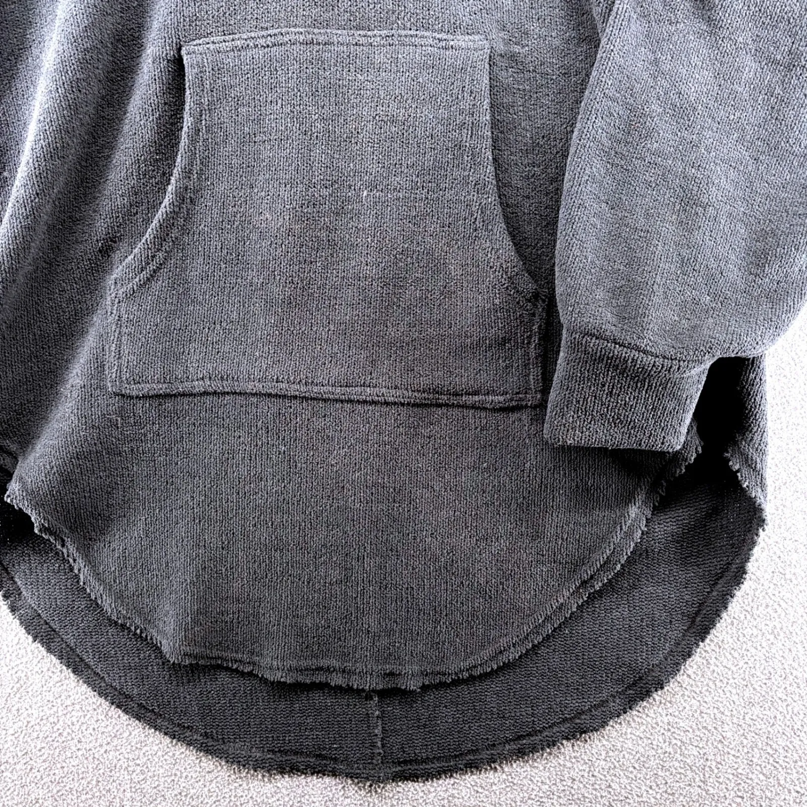 Free People Beach Black Oversized Tunic Sweatshirt Hoodie Raw Hem Small - Image 3