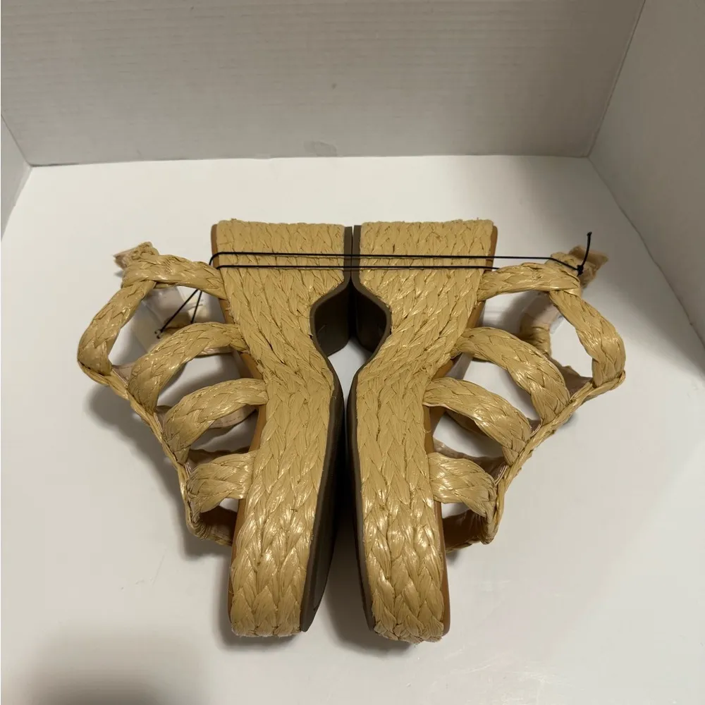 A New Approach A.N.A Merlin Natural Chunky Heeled Sandals NWT Size 10 - Image 4