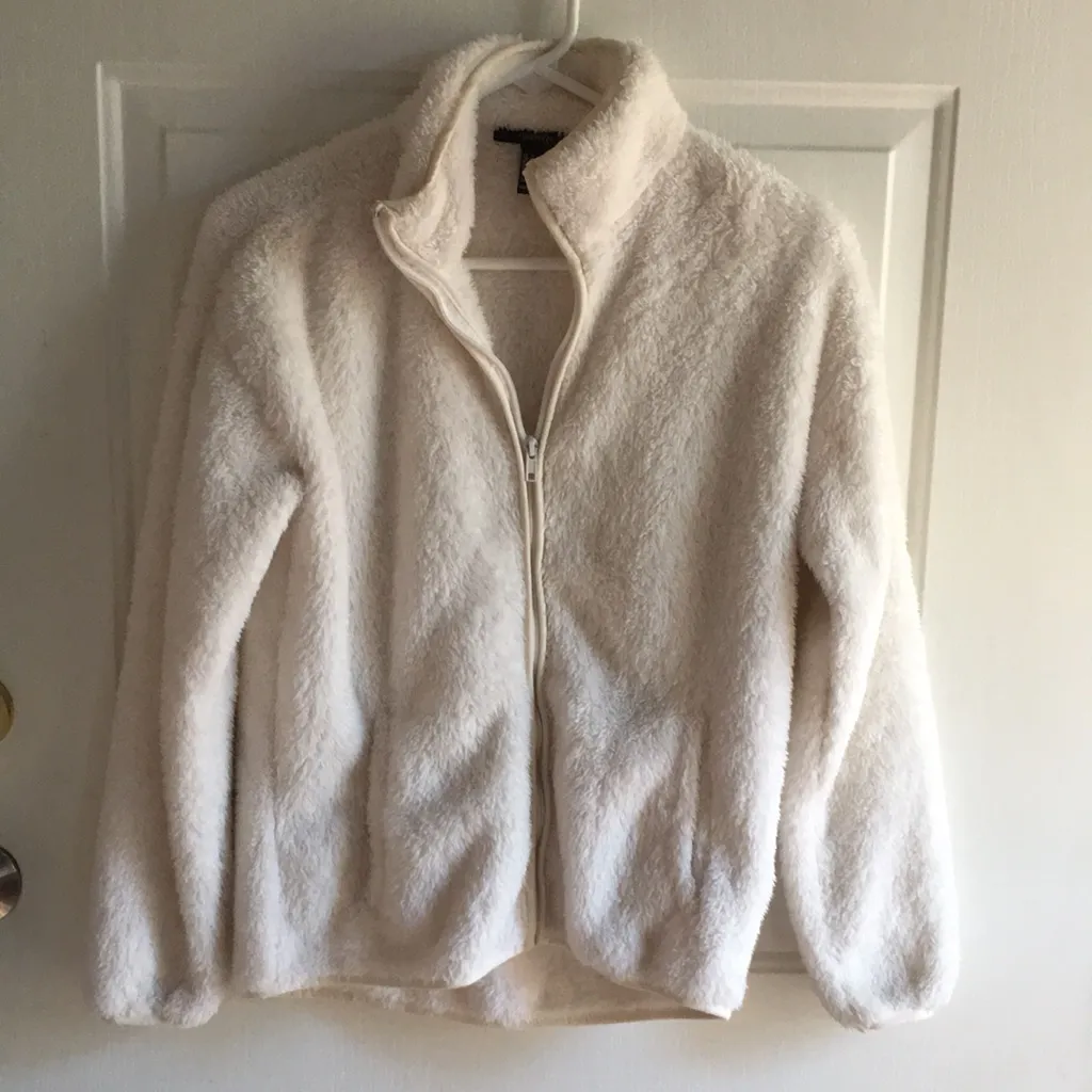 Forever 21 Womens White Fleece Zip up Jacket  Super Soft Small - Image 5