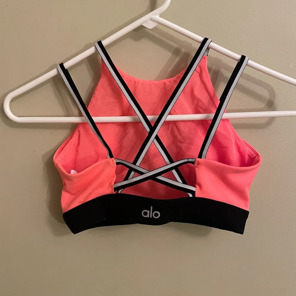 ALO Yoga Bralette Sports Bra XS NWOT - Image 2