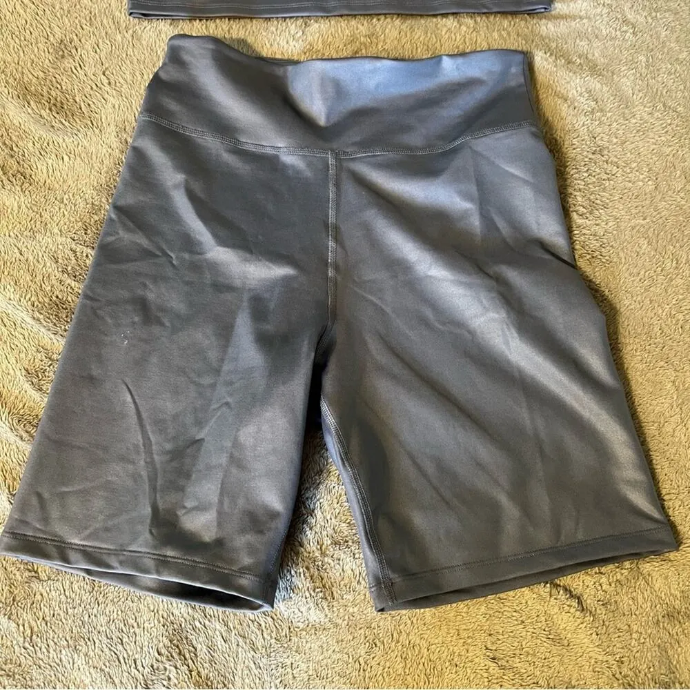 Abercrombie & Fitch Metallic Crop Top and Bike Shorts Set Athleisure Size Medium - Image 6