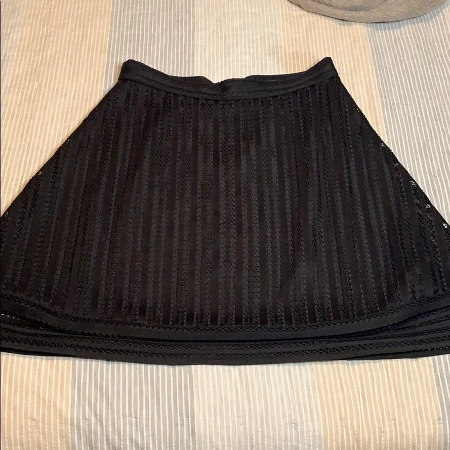 J. Crew Black cutout‎ Mini Skirt size 6 - Image 7