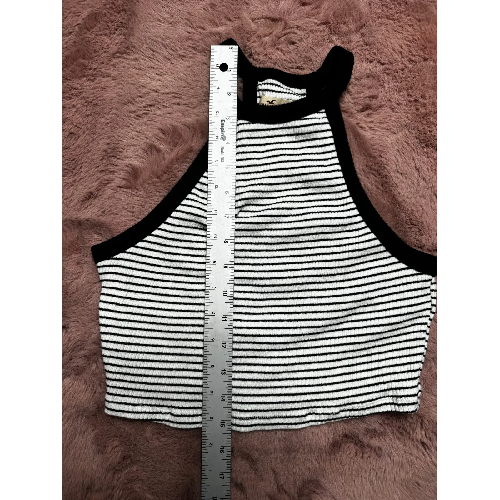 Hollister Women’s Medium Cropped Tank Top Black/White Striped Halter Knit 2000s - Image 4