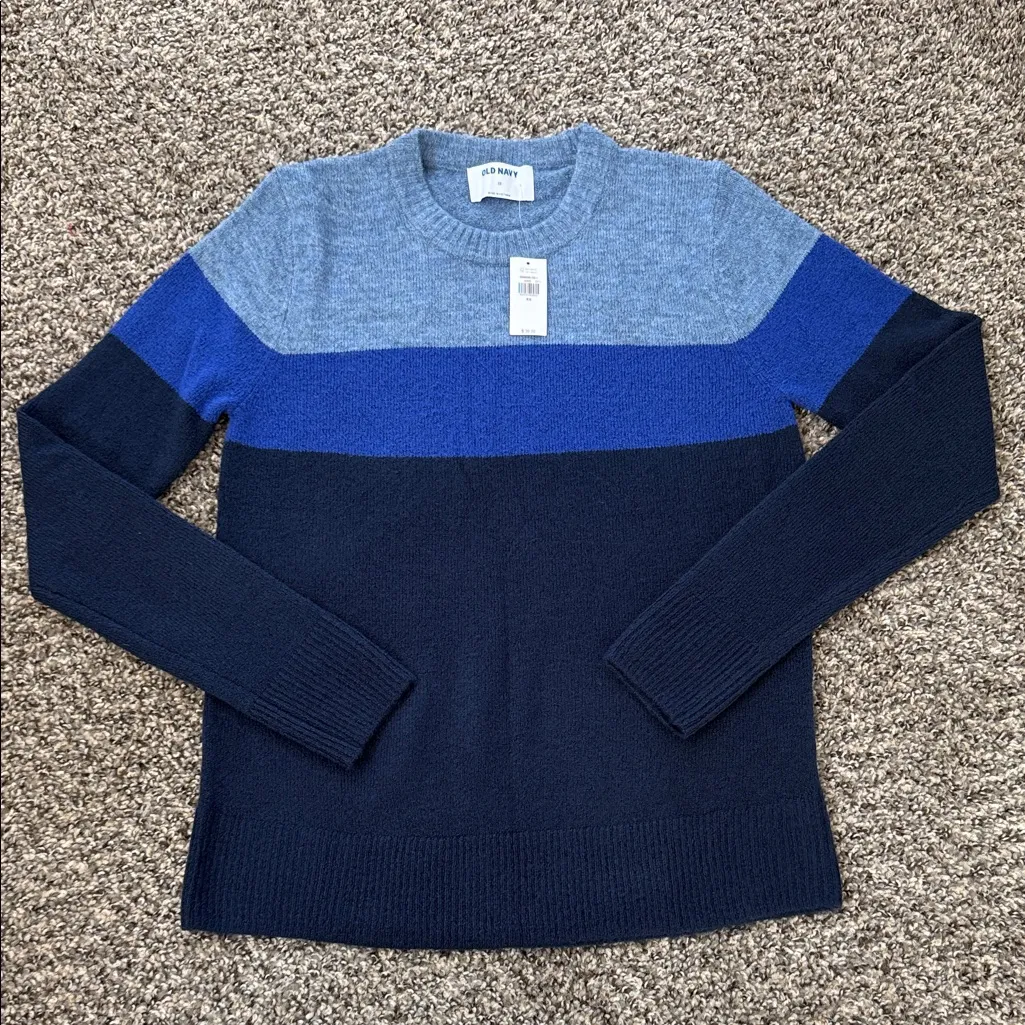 Old Navy Crewneck Sweater - Image 3