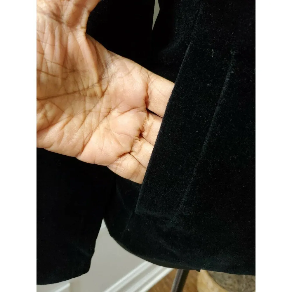 I. N. E Women's Black 100% Polyester Long Sleeve Formal Button Blazer Size 2 - Image 3