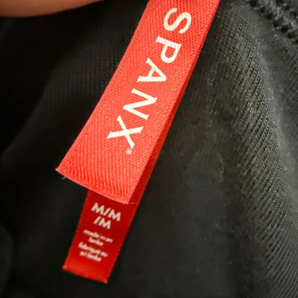 Spanx Women's  Black Long Sleeve Tee Medium Solid Basic Soft - Image 8