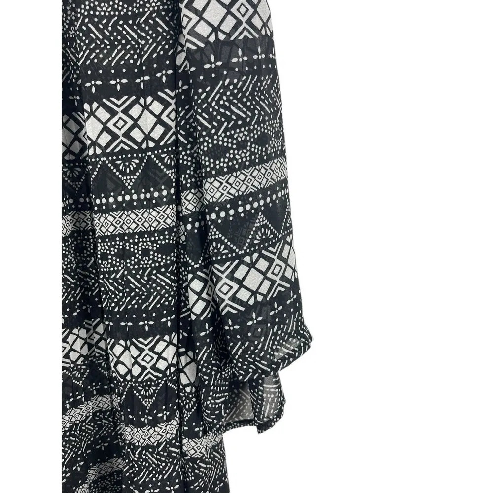 Woman Within Black Geometric Pattern Sheer Flowy V-neck 3/4 Sleeve Tunic Top 1x - Image 3