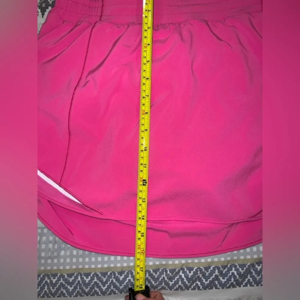 Lululemon Hotty Hot High Rise Tennis Skirt size 8 Sonic‎ Pink - Image 4
