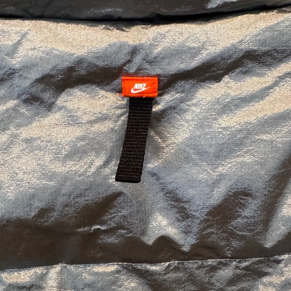 NIKE Sportswear Therma-fit City Series Shine Puffer Jacket Size XS - Image 10