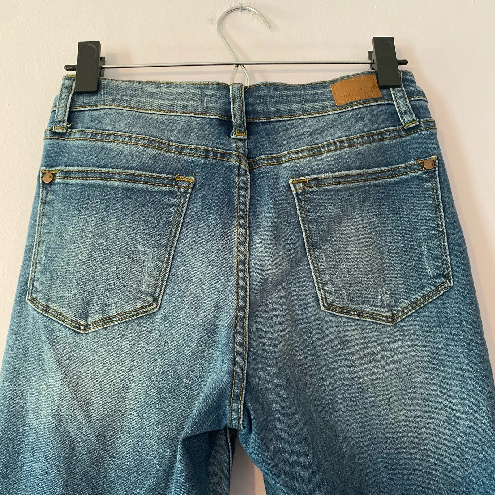 Judy Blue Relaxed Fit Distressed Medium Wash Straight Jeans Women's size 29 - Image 8