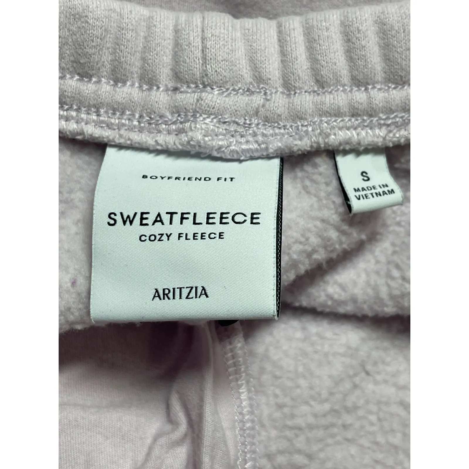 Aritzia Sweatfleece Women's Purple Lilac Boyfriend Fit Lounge Mini Shorts Size S - Image 5