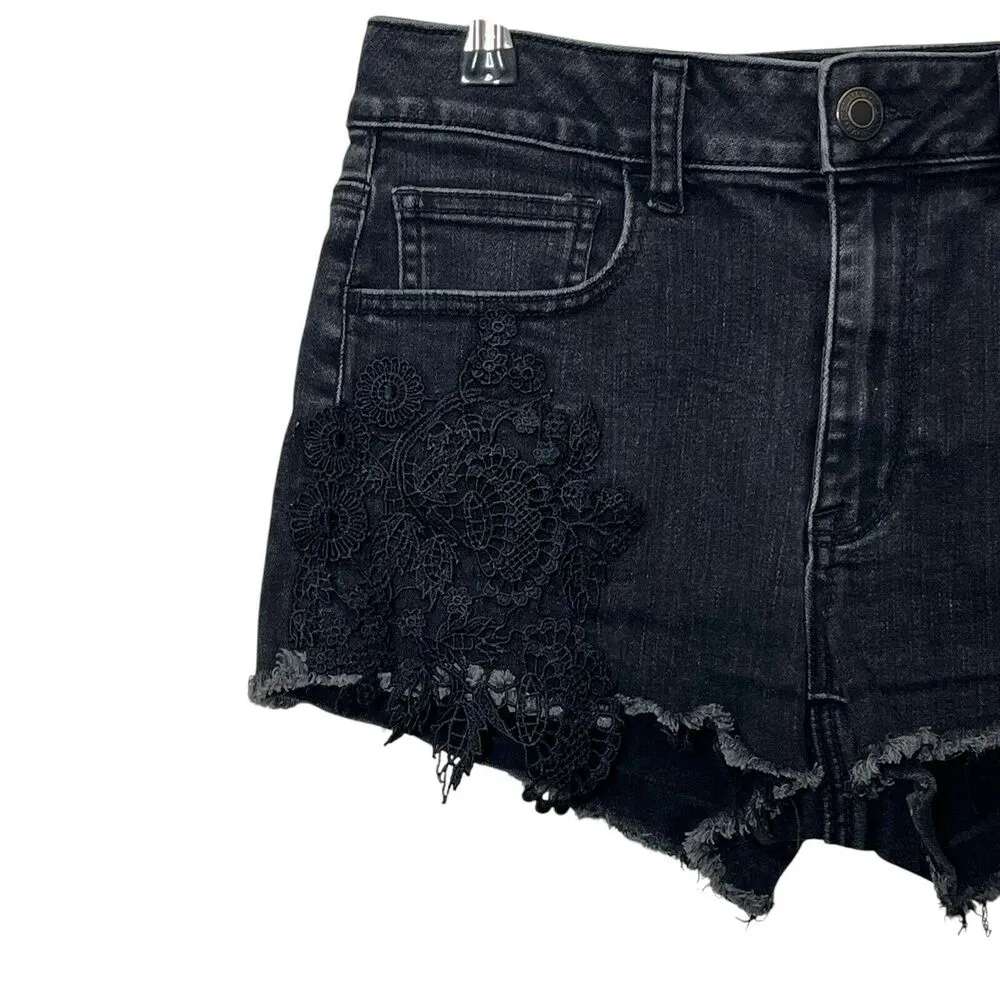 American Eagle Black Frayed Lace Midi AE Denim Jean Shorts Women’s Size 8 - Image 2