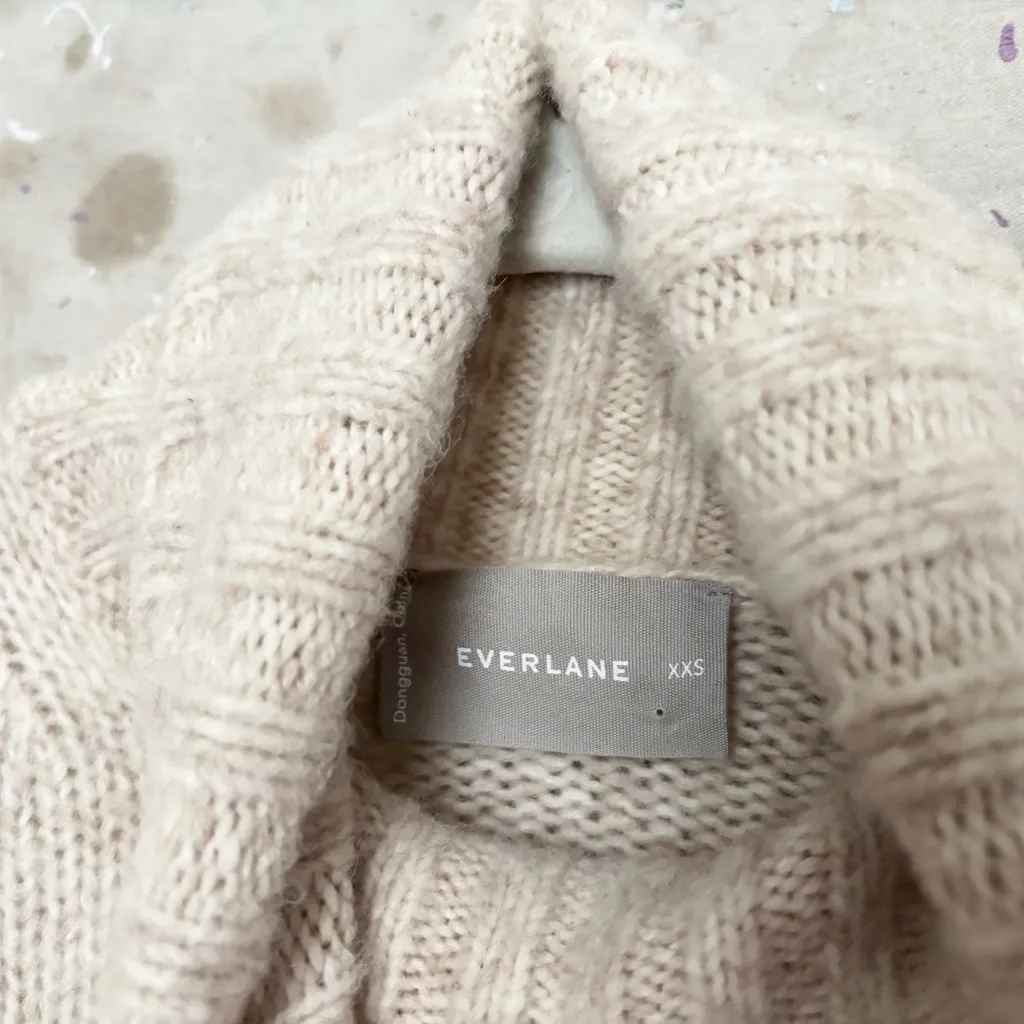 Everlane the Cloud Turtleneck Sweater in Heather Ivory - Image 4