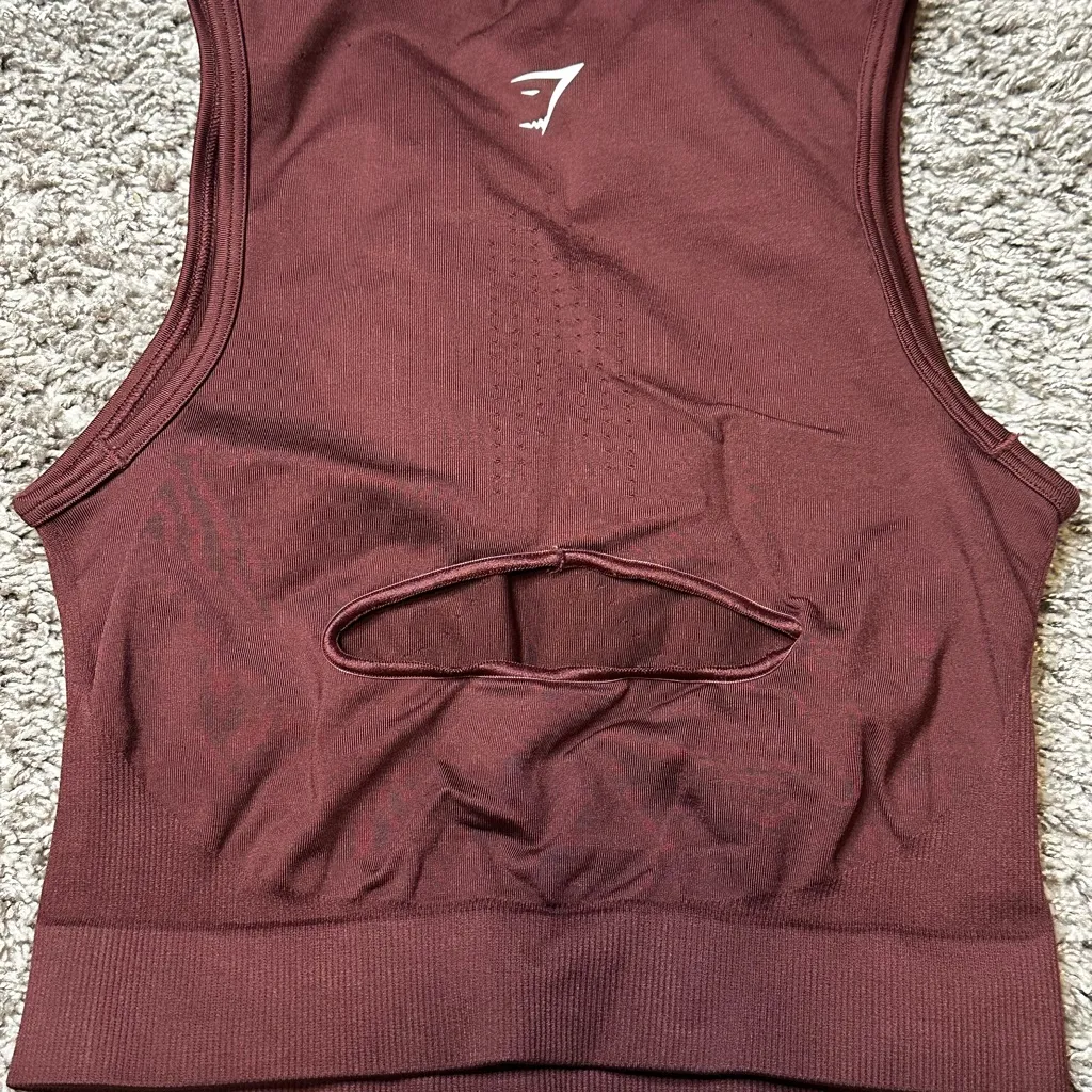 Gymshark Women's Dark Red Crop Top - Image 5