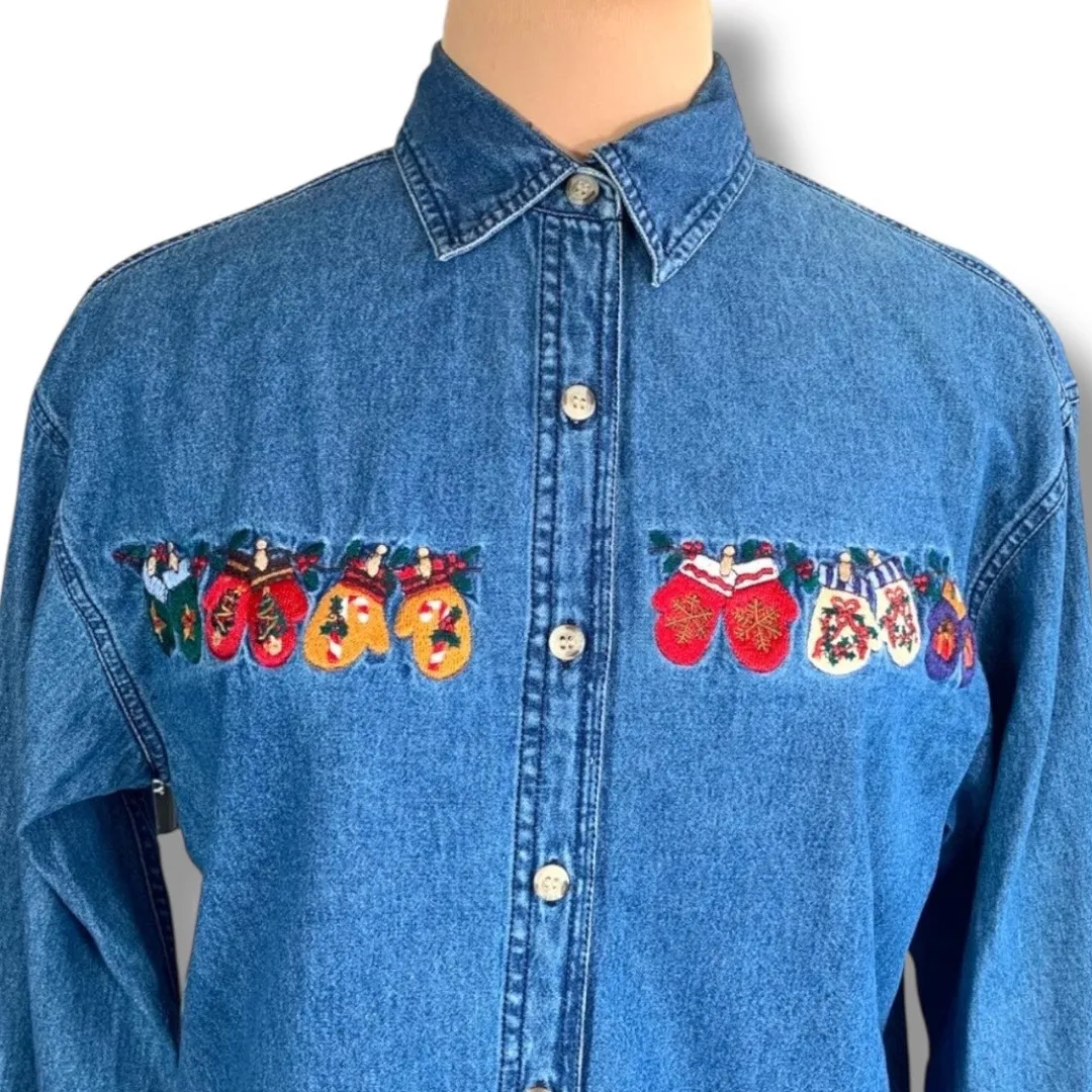 Vintage 90s Denim Chambray Christmas Shirt Embroidered Mittens Medium Holiday Blue - Image 2
