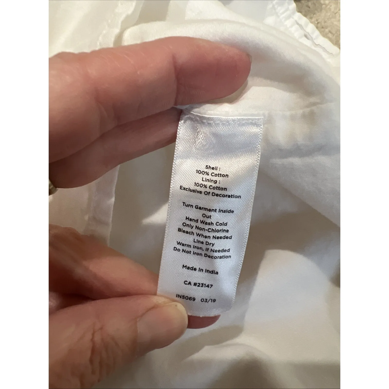 Talbots Embroidered Split Neck Top White Aztec Boho Festival Hippie Resort - Image 5