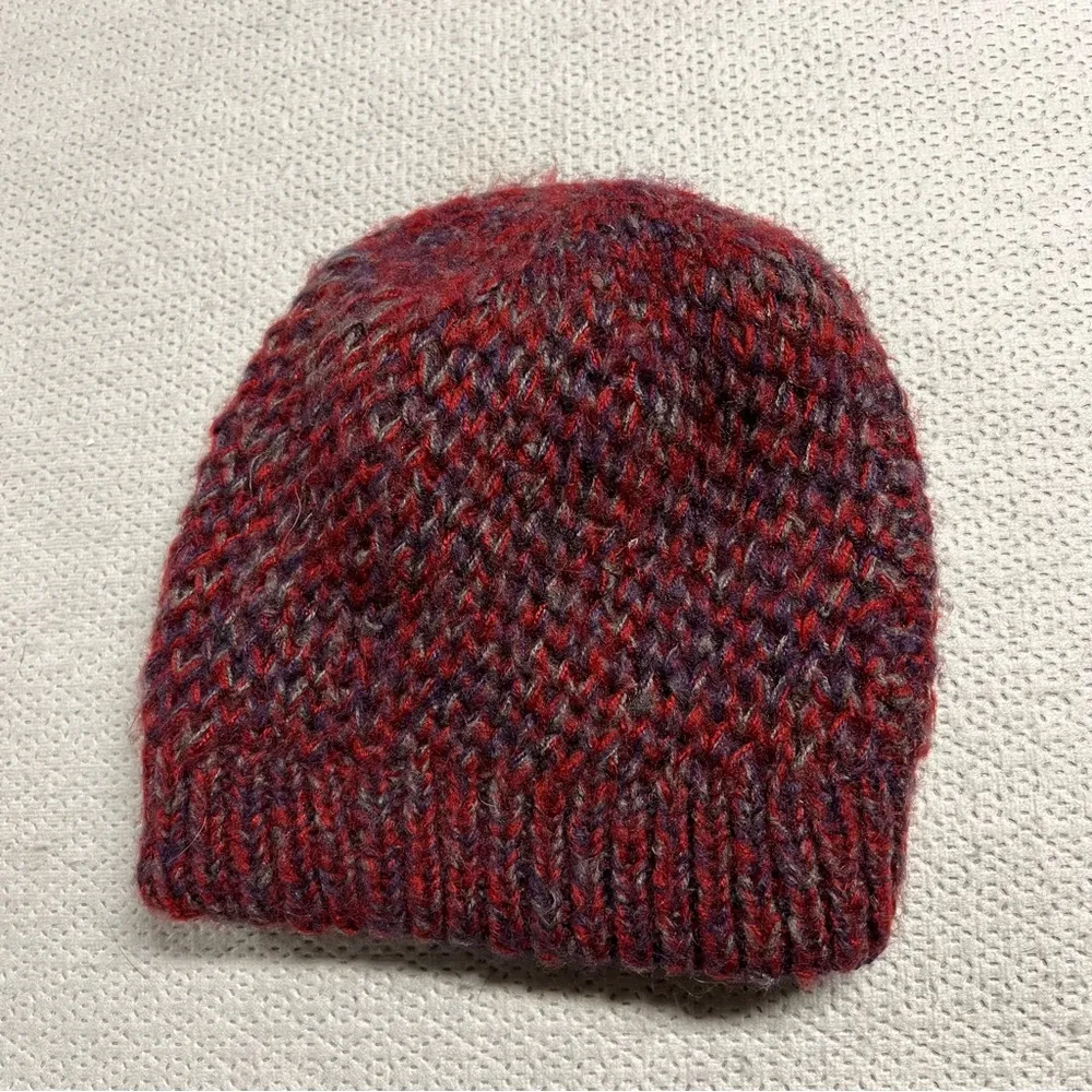 Burton Red Purple Ribbed Knit Wool Beanie One Size EUC - Image 4