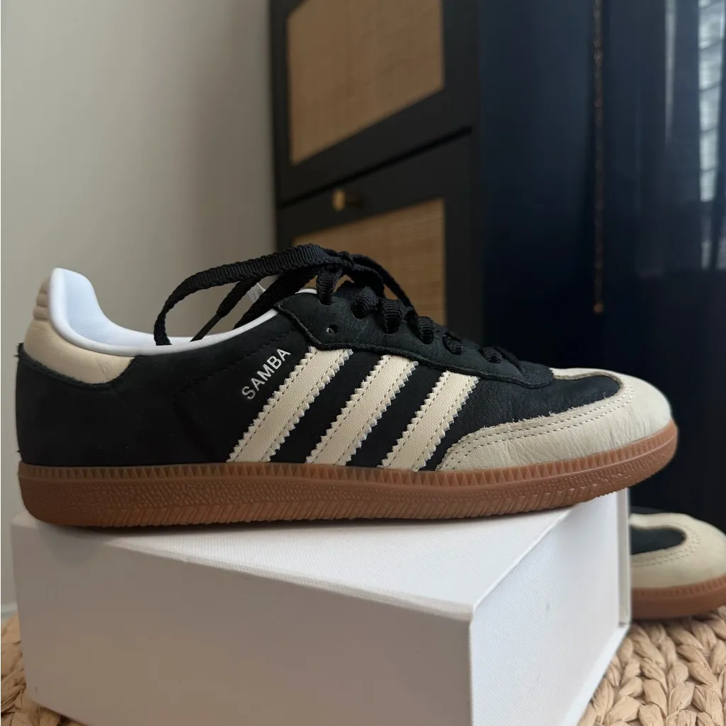 Adidas Samba Black and Cream Sambas - Image 2