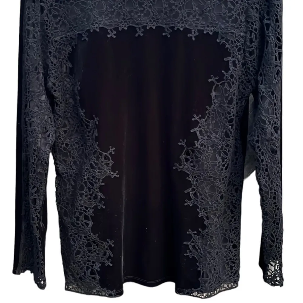 EUC Sundance Velvet Crochet Lace Long Sleeve Top Black Size Small - Image 2