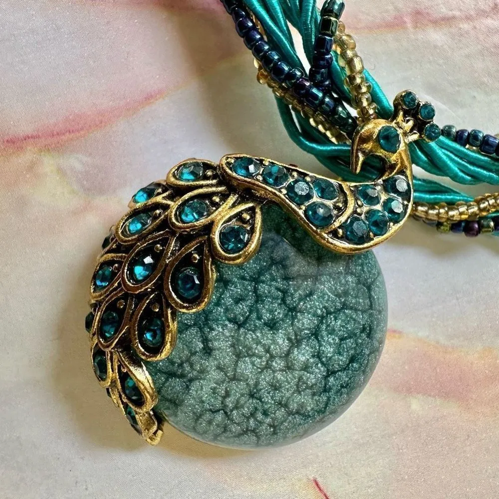 Rhinestone peacock beaded pendant necklace Gold - Image 3