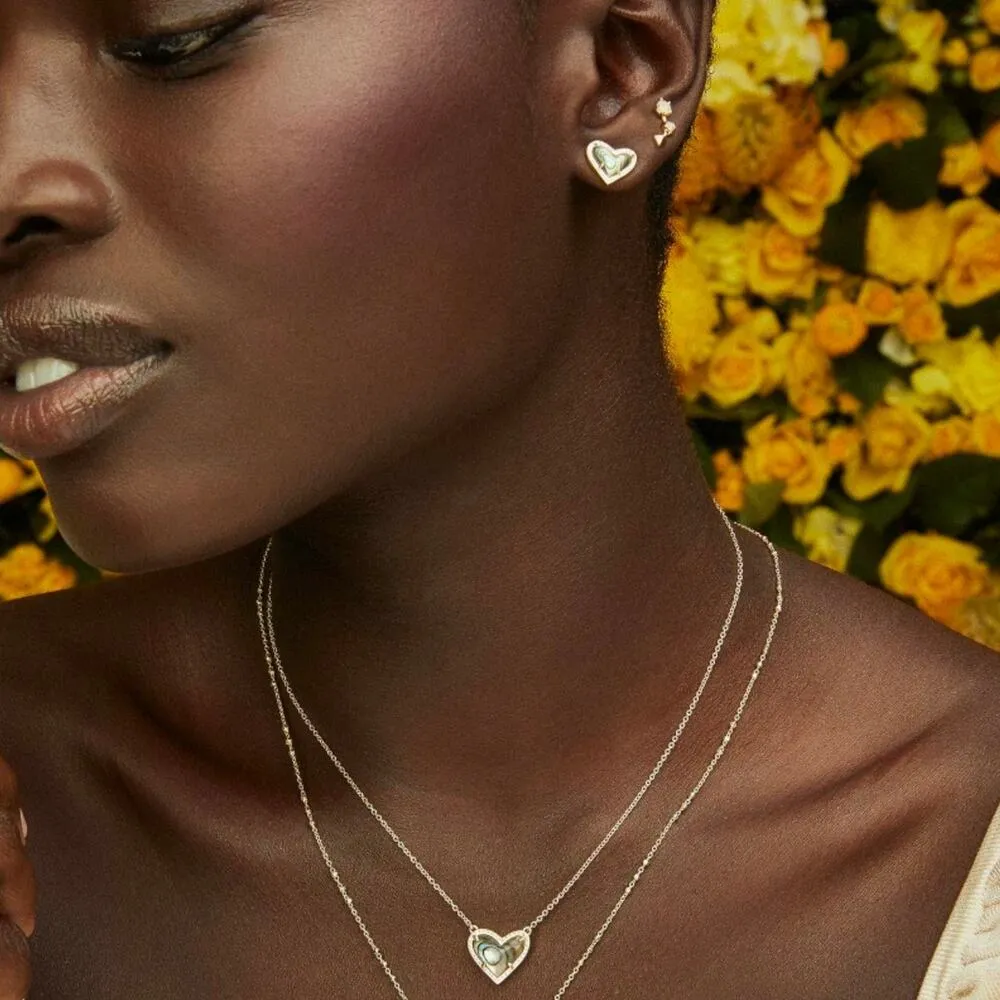 NWT! Kendra Scott Ari Heart Silver Stud Earrings in Ivory Mother-of-Pearl - Image 3