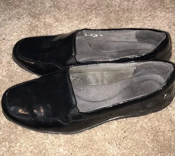 Lifestride Black Loafers 6 1/2  - Image 4