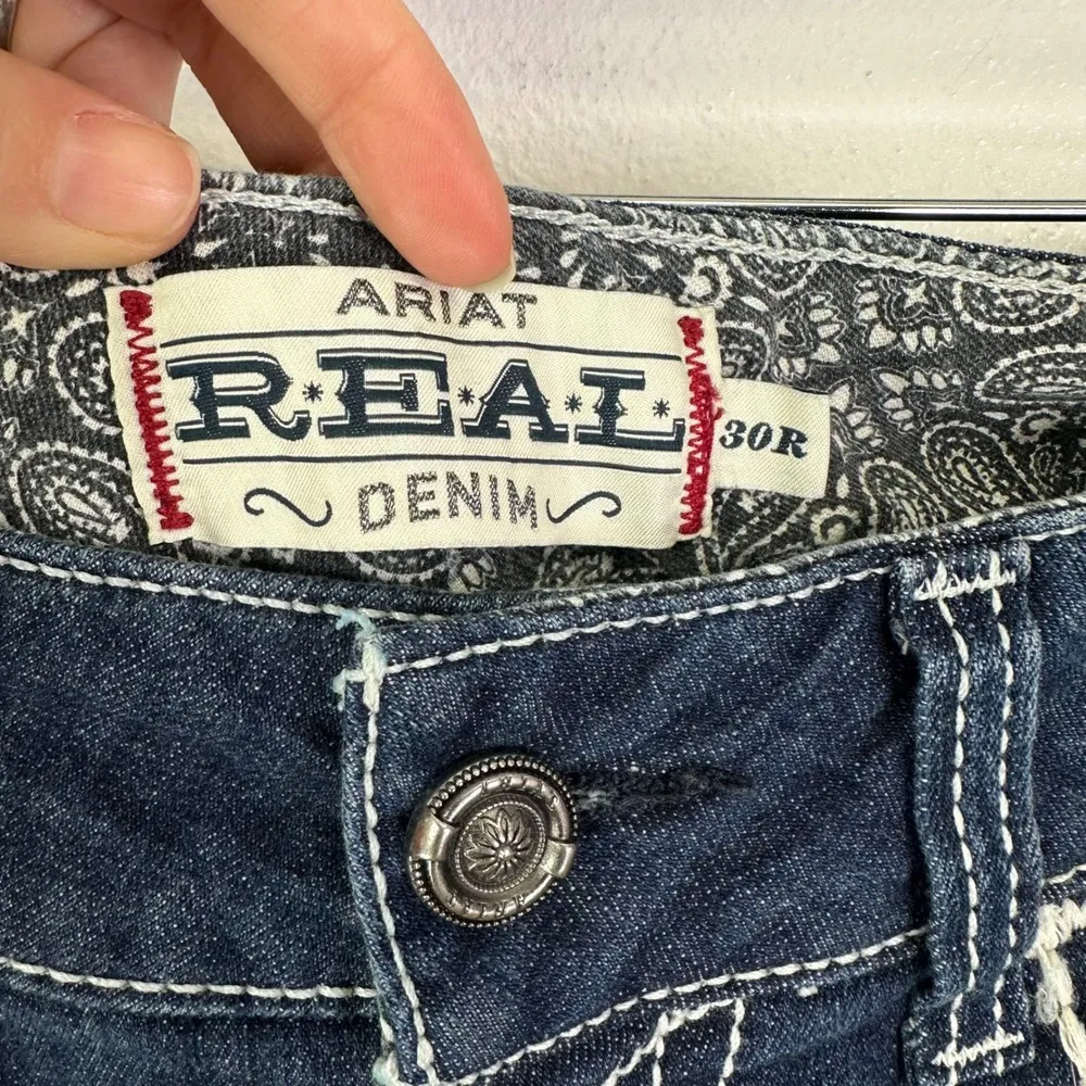 Ariat R.E.A.L. Mid Rise Stretch Entwined Boot Cut Jean 30R - Image 3