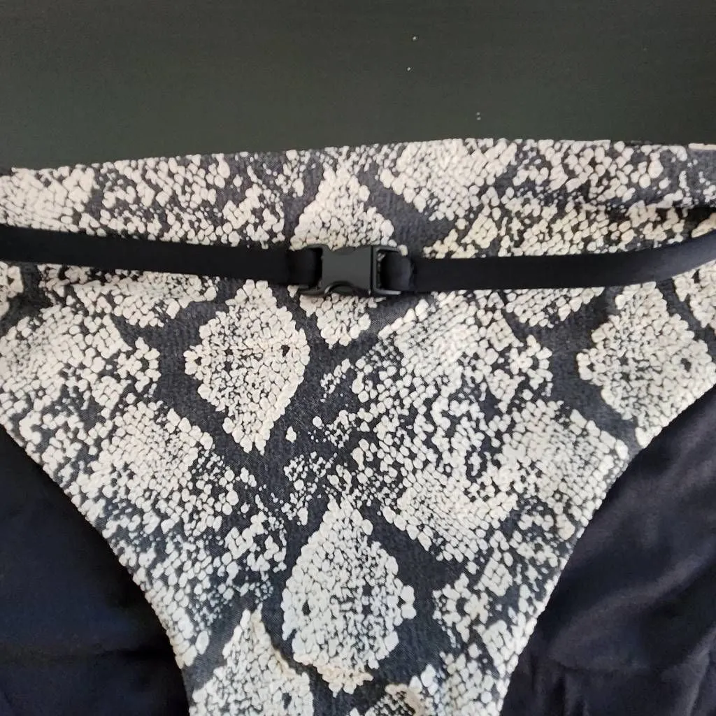 Andie Snakeskin Print Swim Bottom NWT Medium Cream and Black Bikini Bottom - Image 2