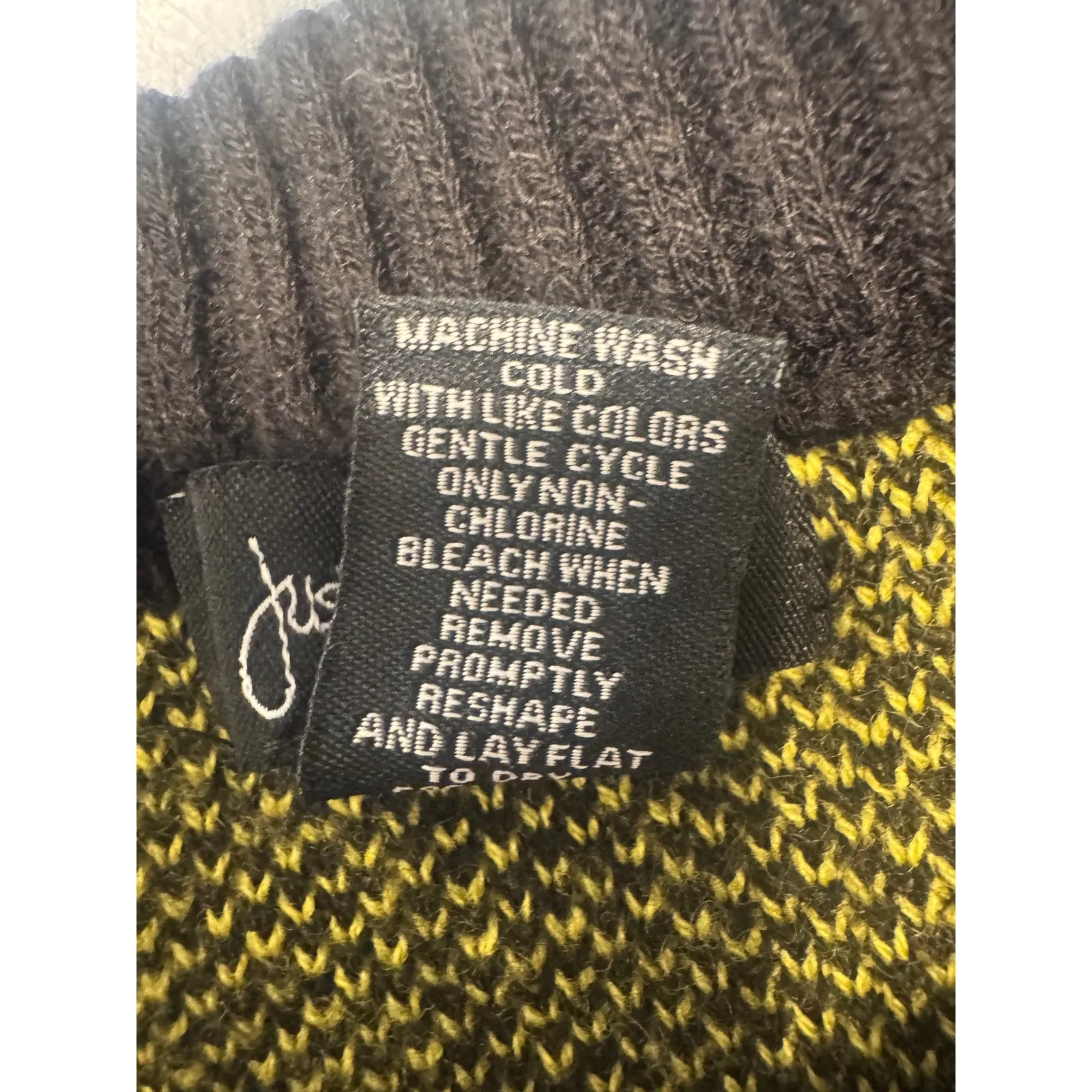 Just Polly New York Smiley Face Knit Sweater Yellow Black Size S - Image 4