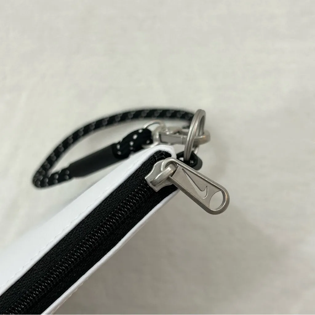 Nike Icon Blazer Wristlet White/Black Swoosh PU Leather Phone Cards Clutch Bag - Image 10