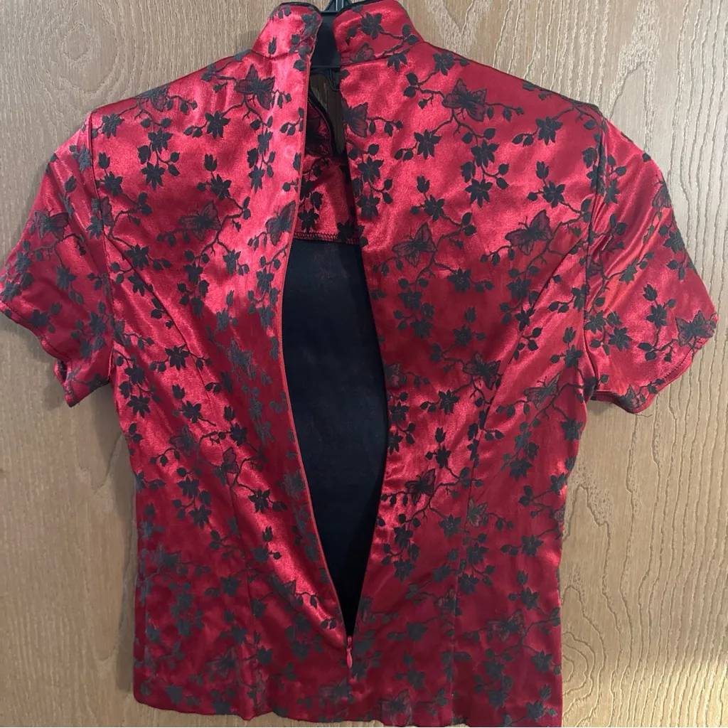 Jessica Howard Womens 8 Red & Black Embroidered Faux Wrap Top Floral & Butterfly - Image 6
