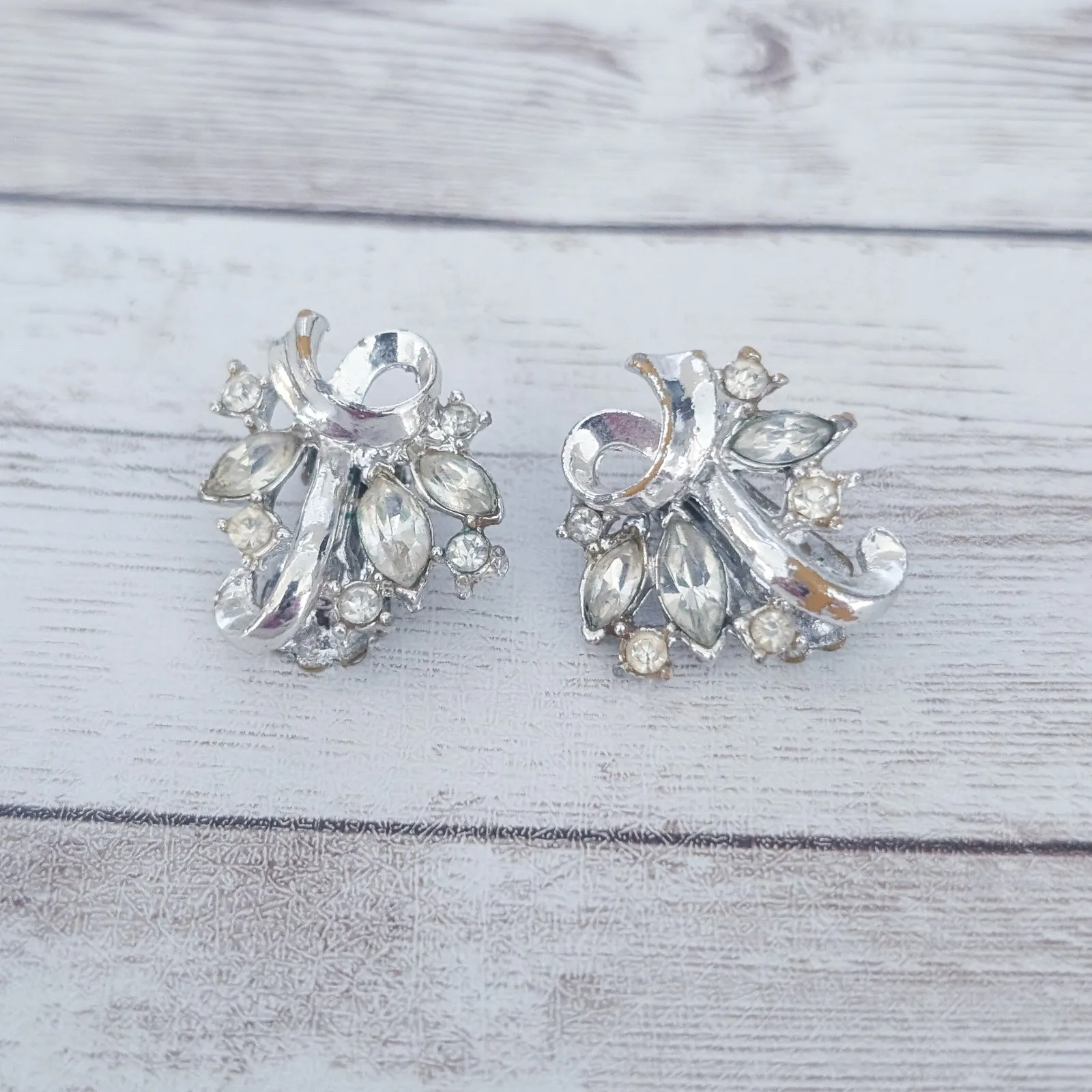 Vintage Clip On Earrings Silver Tone, Clear Gem - Image 4