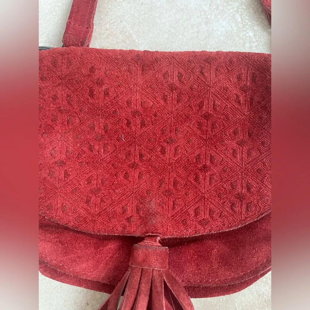 Urban Outfitters Ecote Leanne Maroon EmbossedSuede Saddle Bag, Fringe Bottom - Image 2