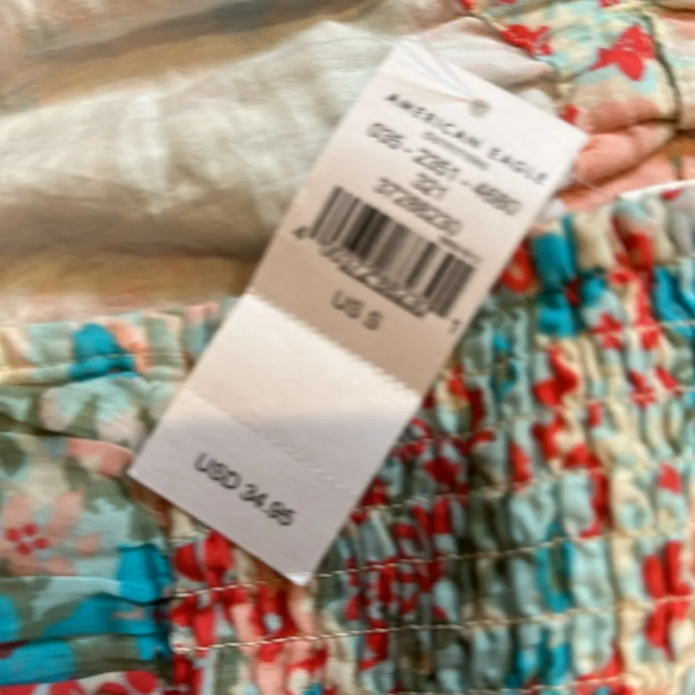 NWT American Eagle AE  Floral Print  Halter Crop Top - Image 9