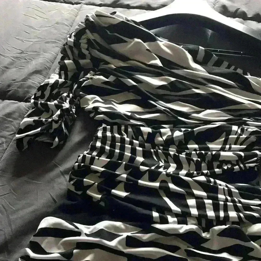 BeBe Dress - Image 5