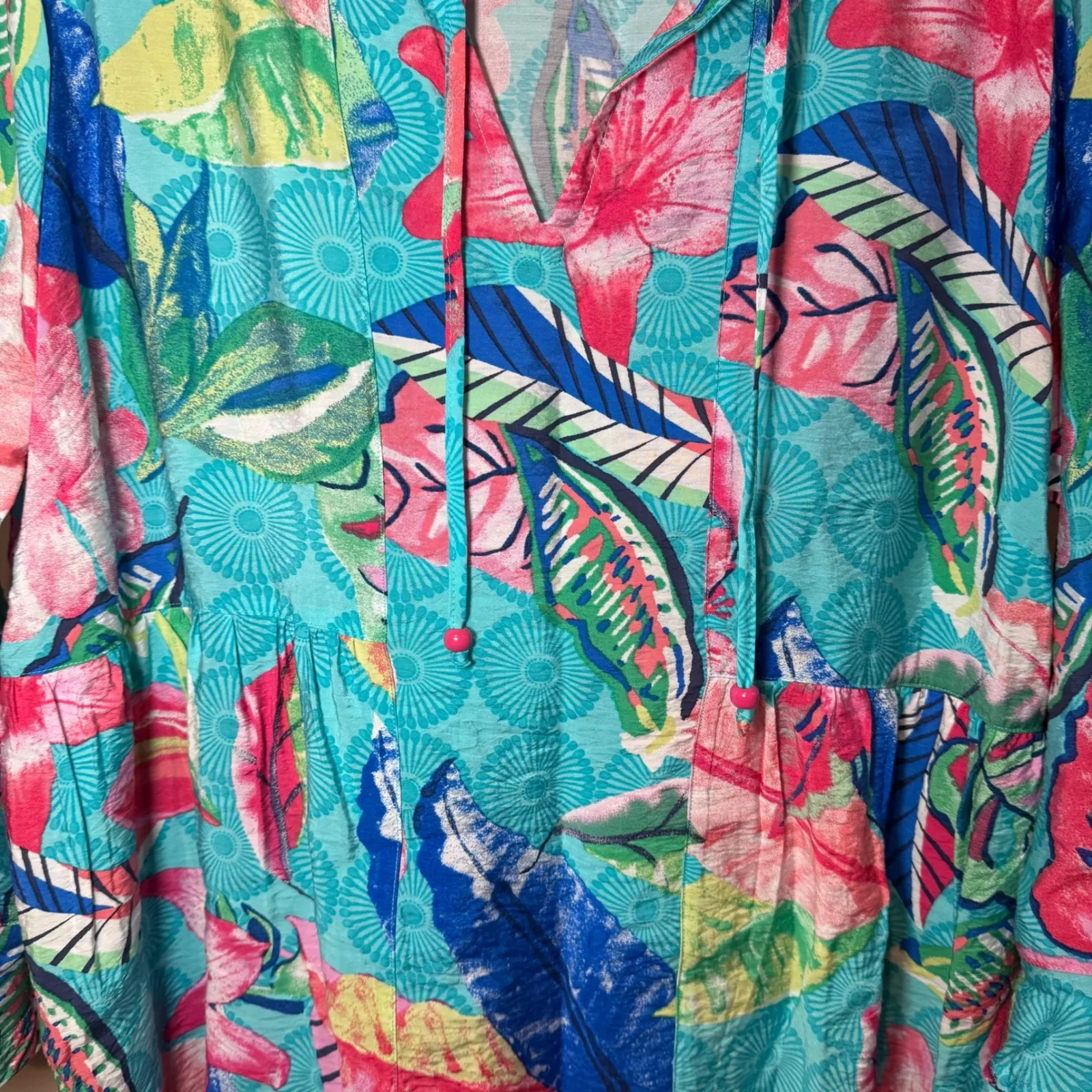 Ali Miles NWT Print Flounce Sleeve Top Floral Tropical Size Large Blue Pink - Image 3