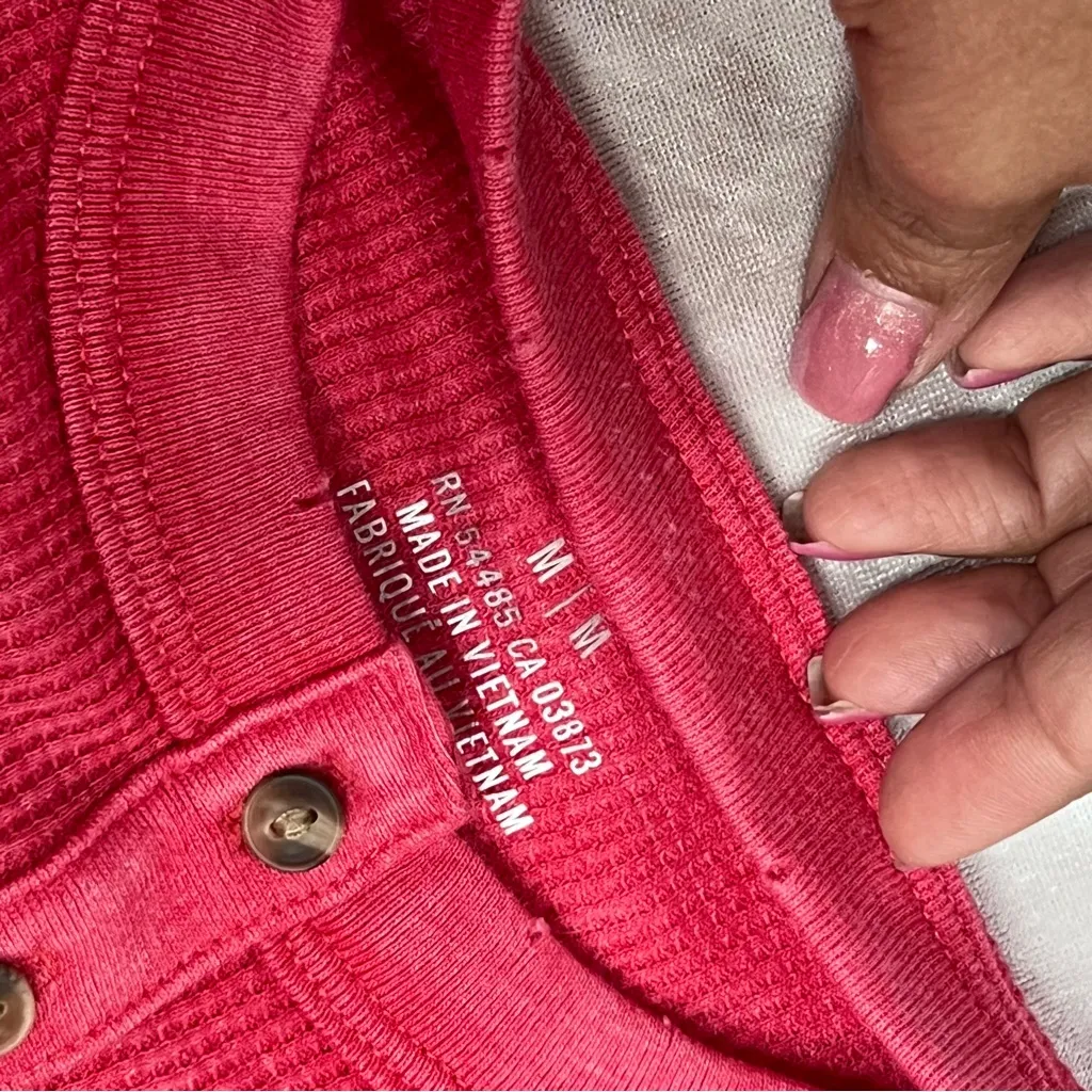 Aerie Henley thermal women’s M red waffle knit distressed neckline long sleeve - Image 16