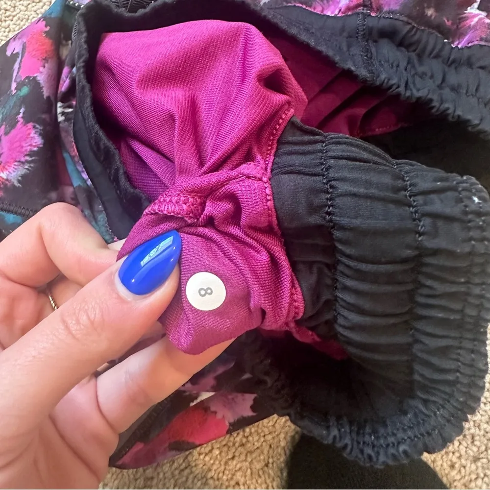 Lululemon Hotty Hot Shorts - Image 6