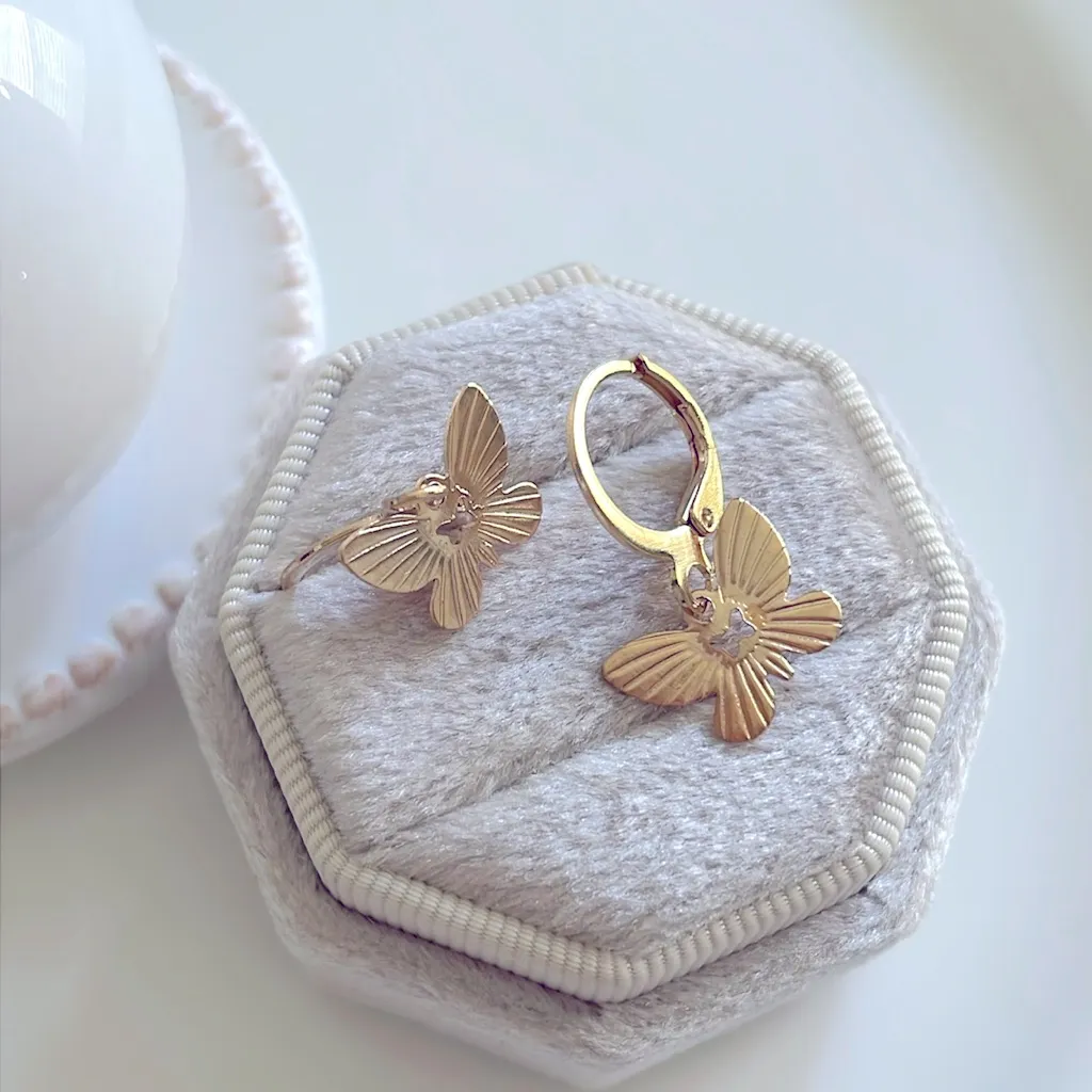 Cute gold butterfly hoops - Image 4