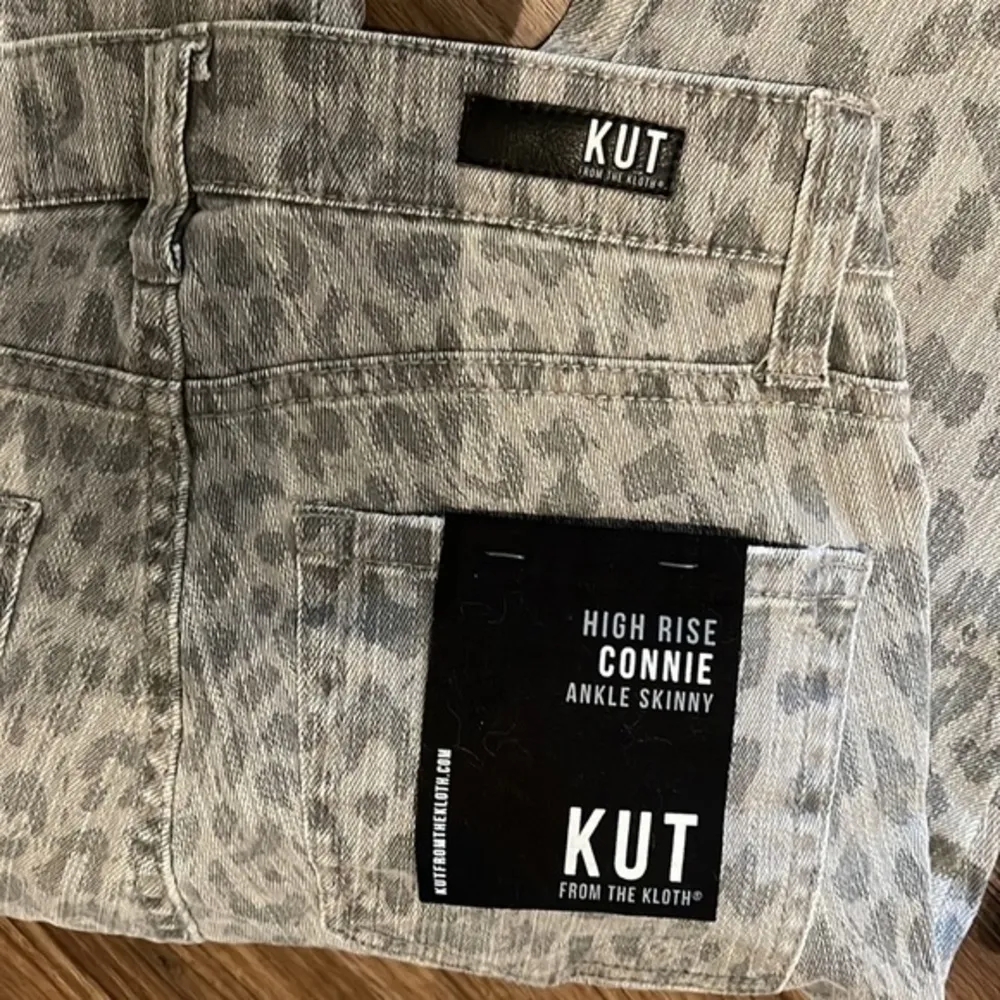 NEW Kut From The Kloth Skinny Leopard Grey Cheetah - Image 37