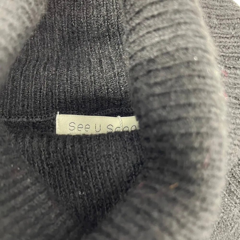 SEE U SOON BLACK POOF SLEEVE FIGURE FLATTERING DRESS FOR WORK OR CASUAL SIZE S/M - Image 4