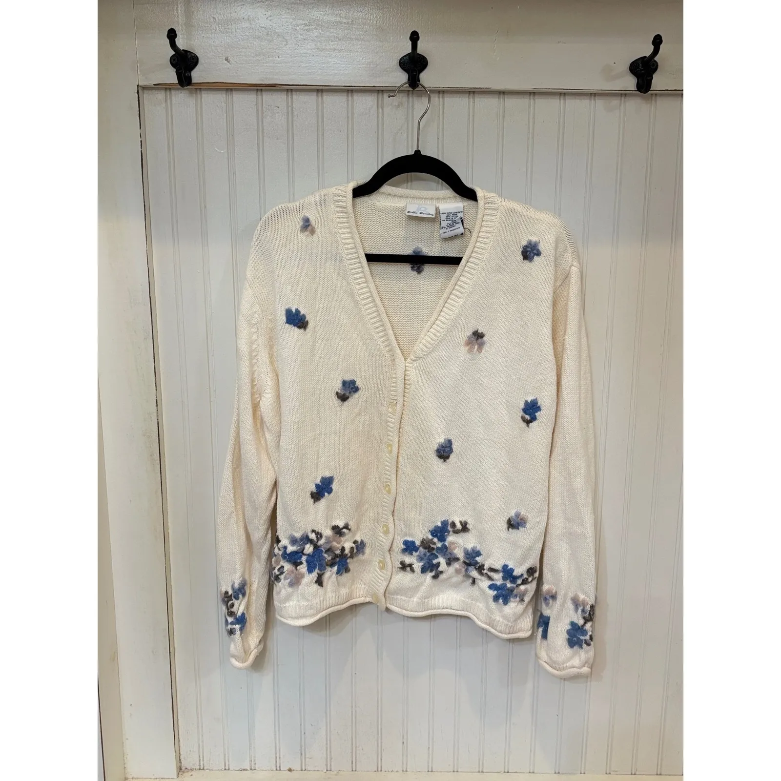 Cottagecore Cream Floral Embroidered V Neck Button Front Cardigan Sweater Blue Size XL - Image 2