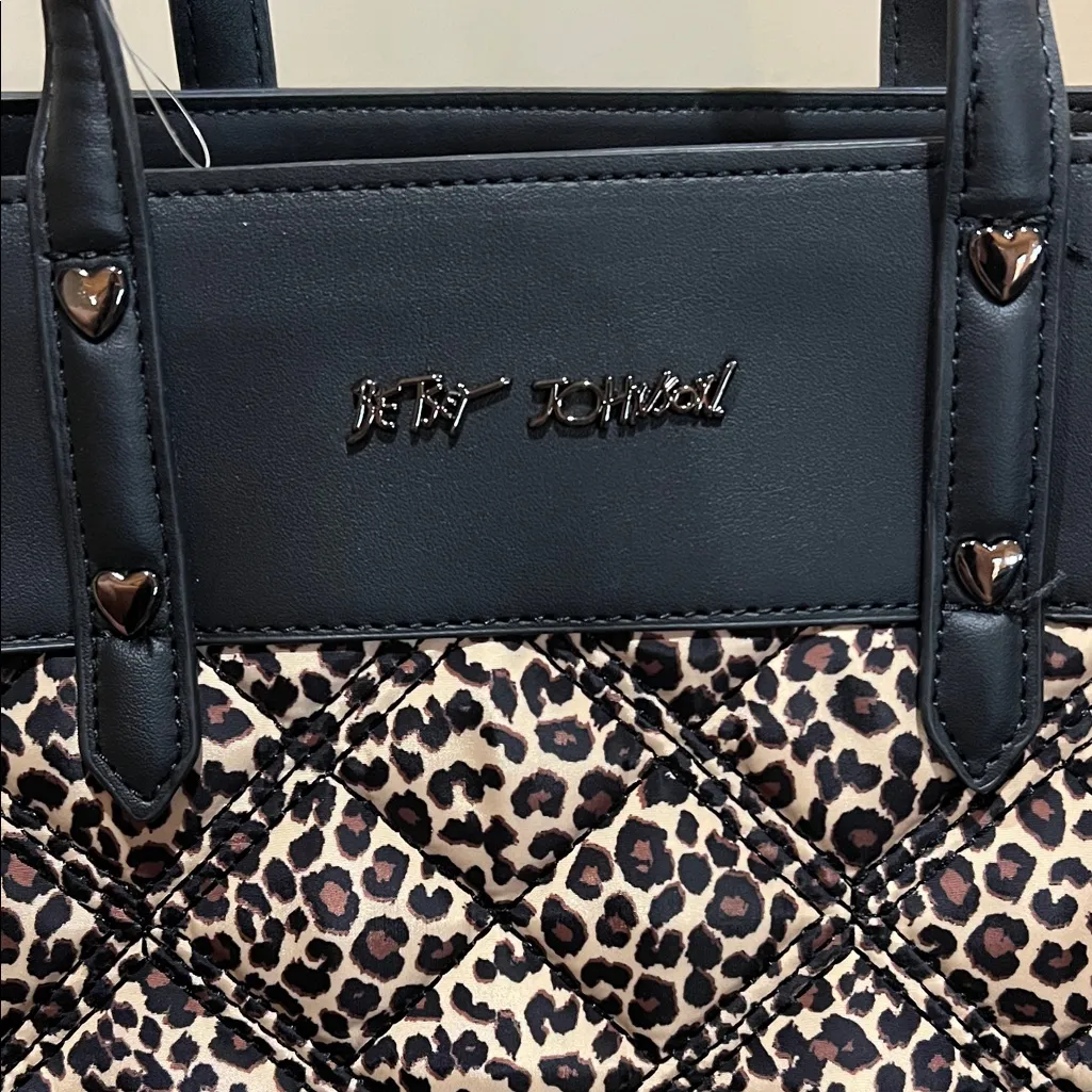 Betsey Johnson | Leopard Quilted Tote w/ Charm & Crossbody Strap - Image 4