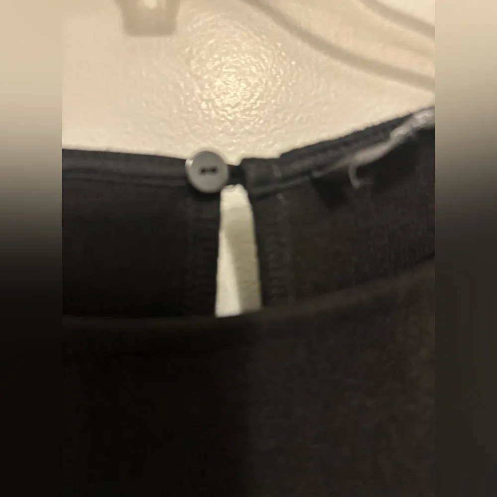 Lulus Faux Wrap Black Dress With Flutter Sleeve And Tie At Waist Nwt!  Size XS - Image 5