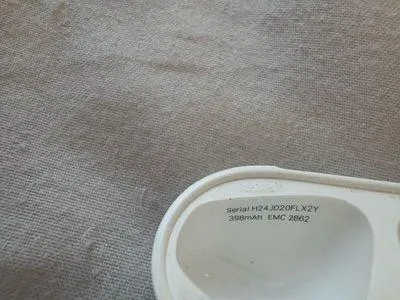 AirPods Apple/Free Portable Charger  - Image 5