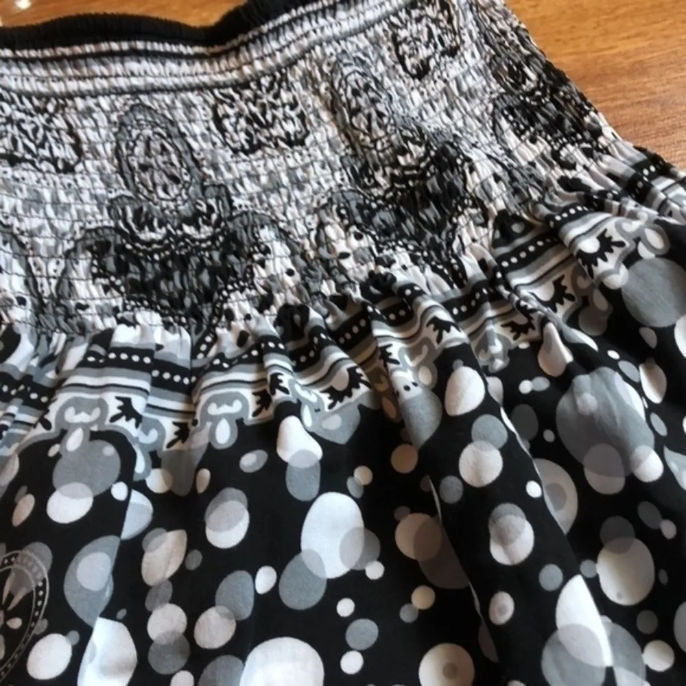 Milano Maxi Dress Polka Dots Paisley Black White & Gray Size Small - Image 2